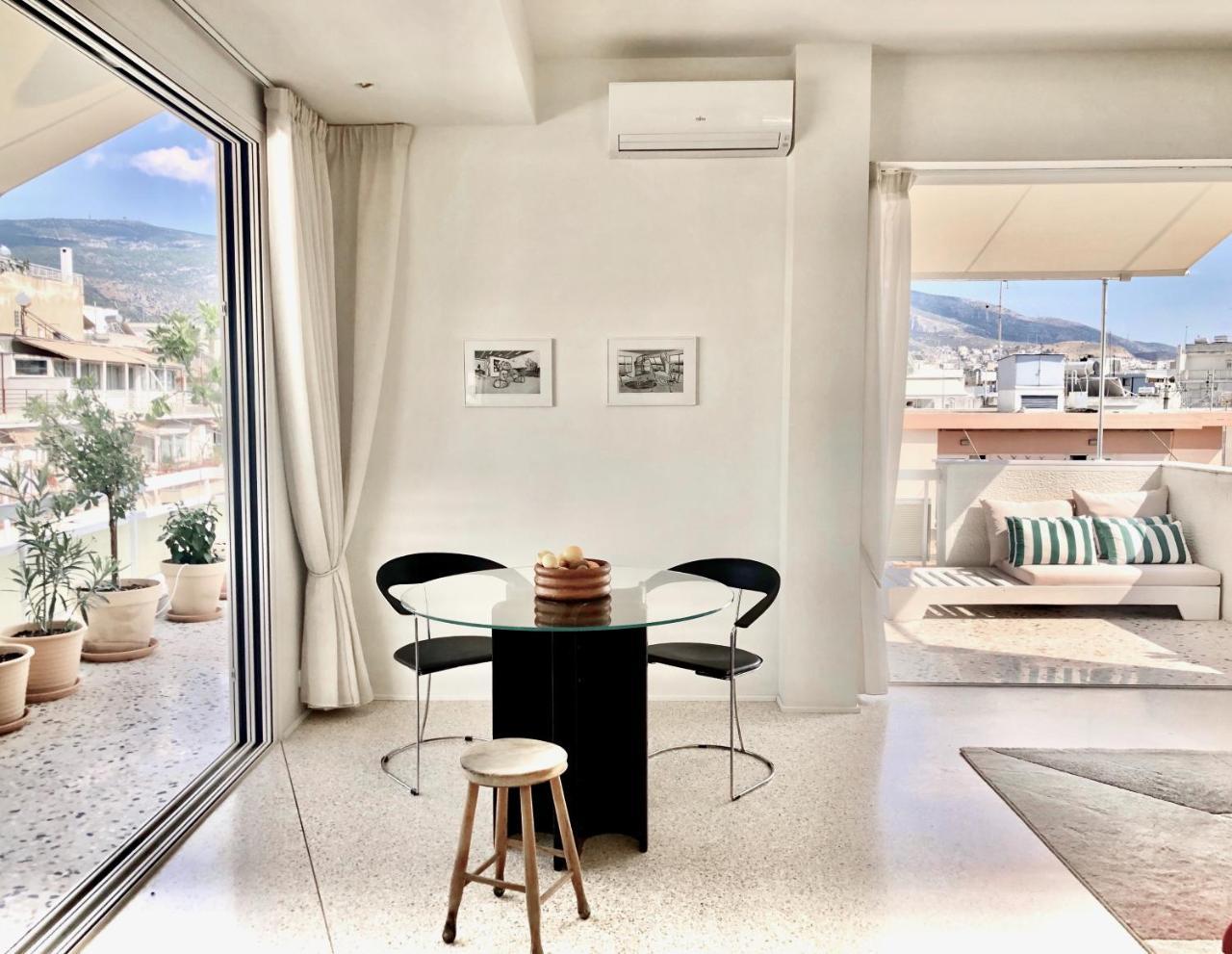 Exquisite Designer Penthouse with Panoramic View in Hilton Area (Adults Only)