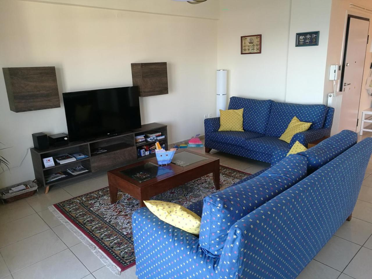 Seafront Family Apartment & Free Parking, the Cruiseflat