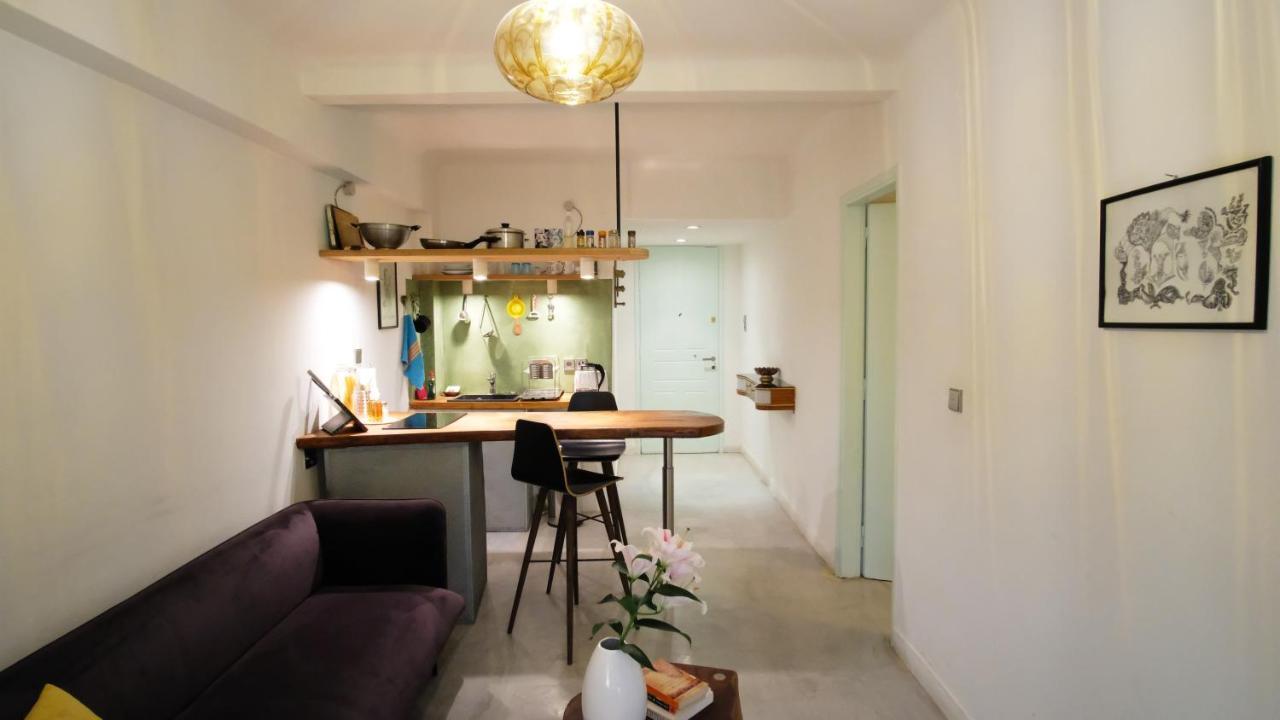 Calm And Cozy Flat with Romantic Garden