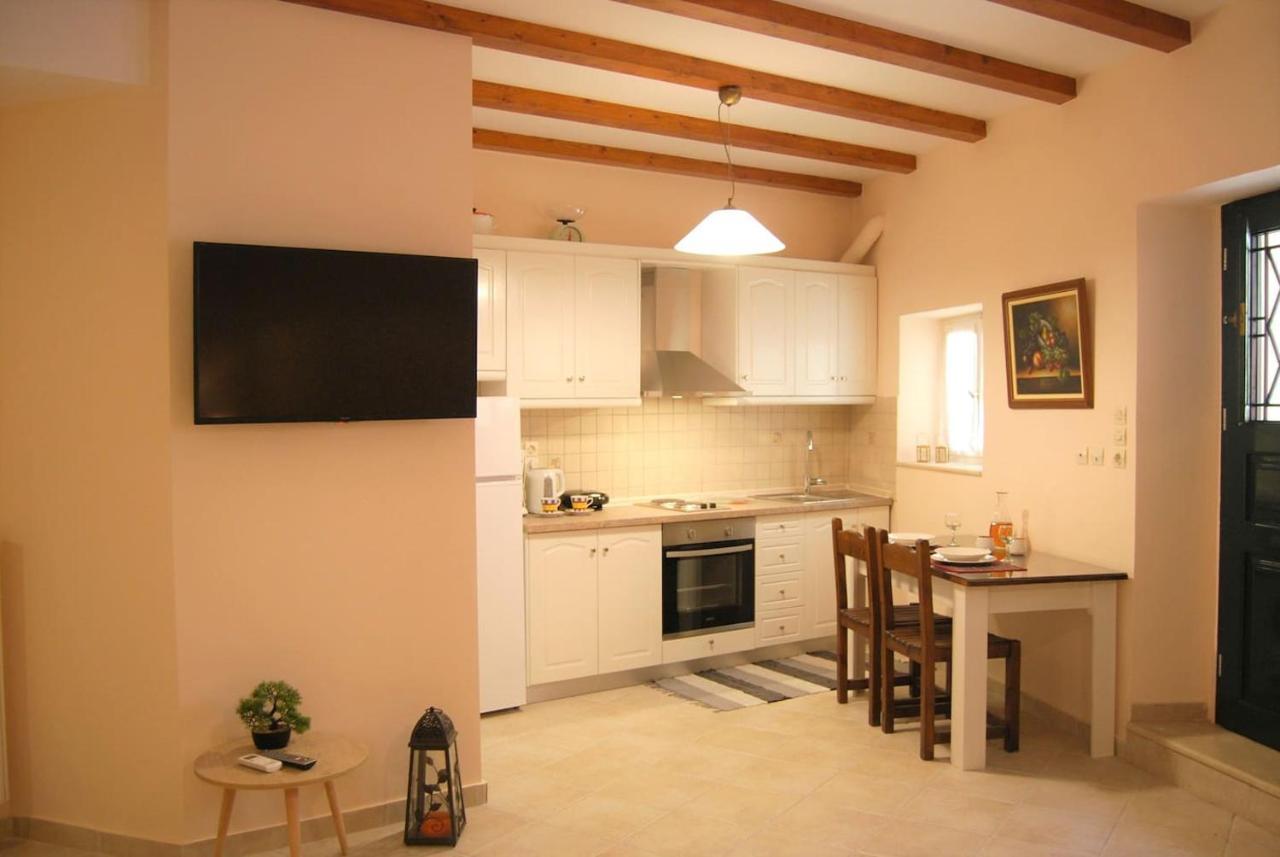 Old Town Venetian Studio by Corfuescapes