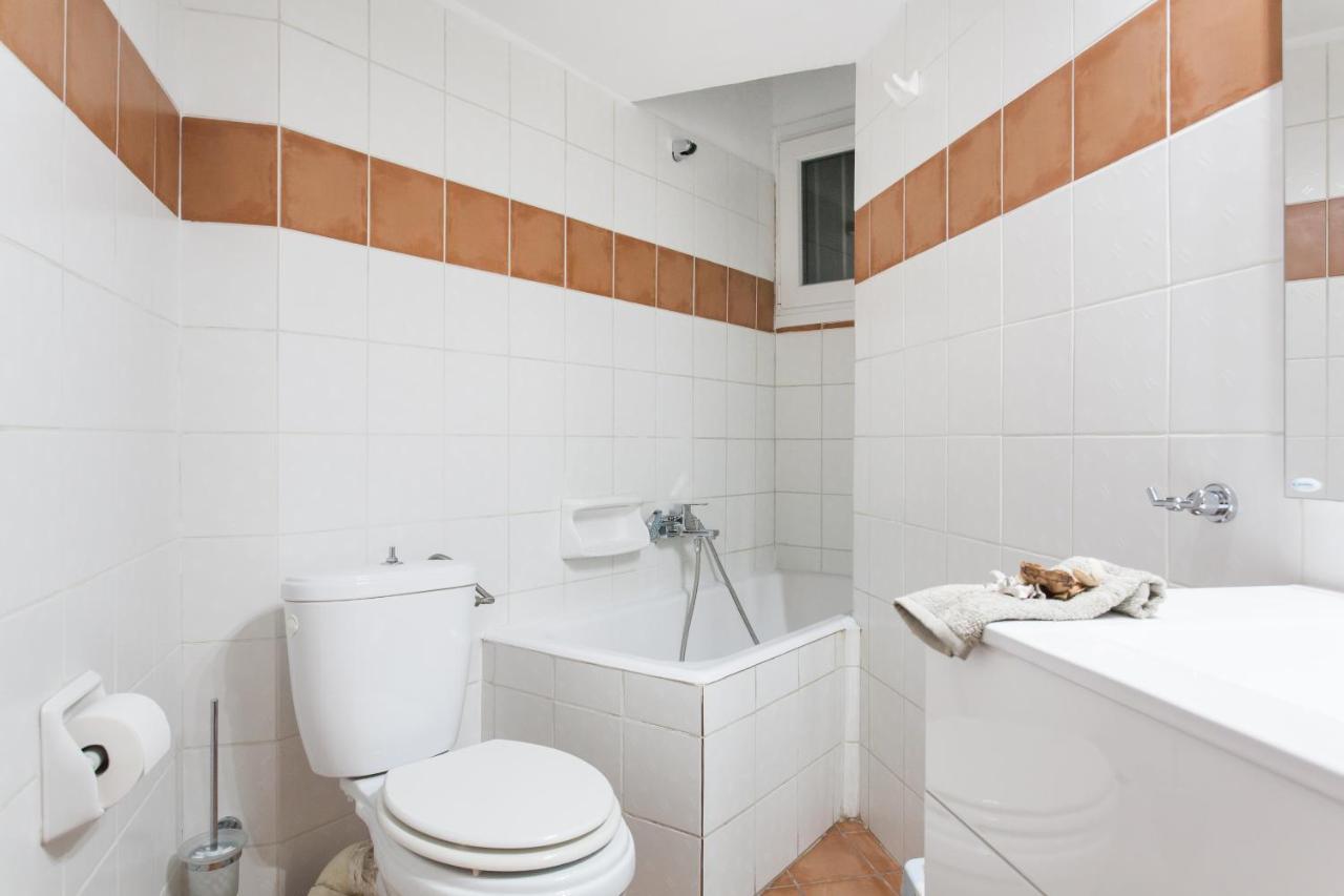 Classy Private Double Rooms in Apartment Next To Acropolis