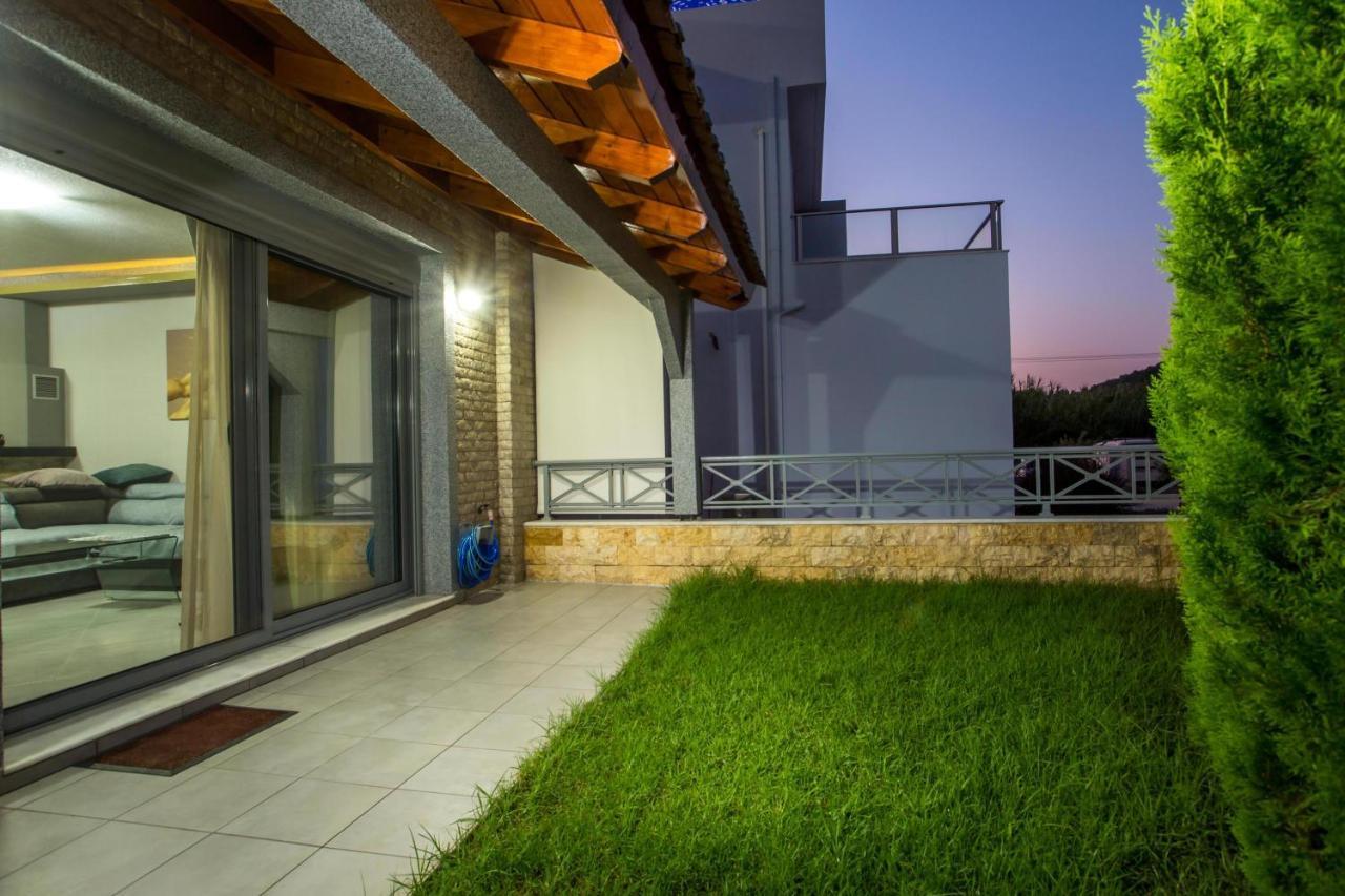 "Dream Home" 1