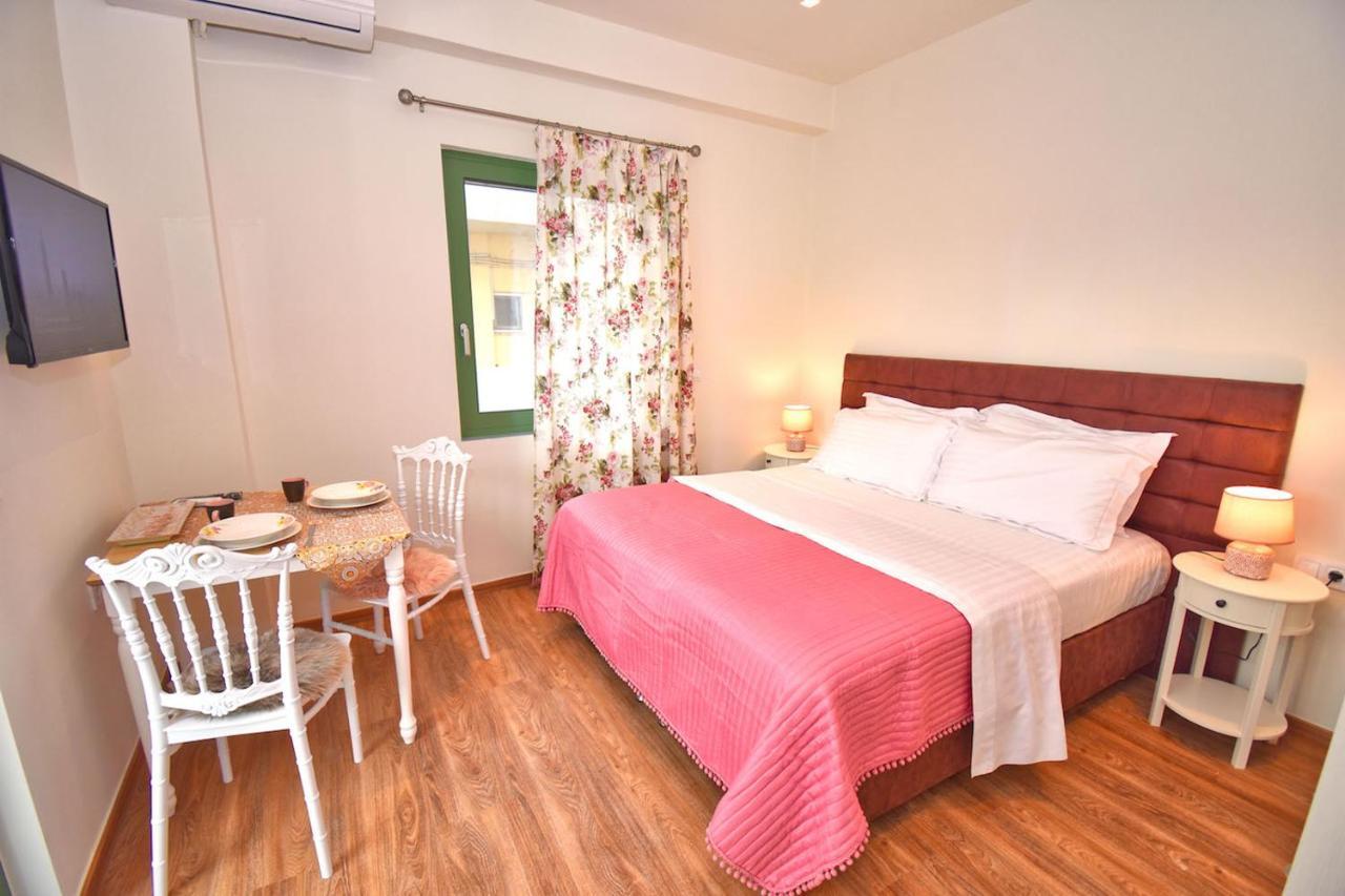 Domenica's Corfu - Roses Apartment