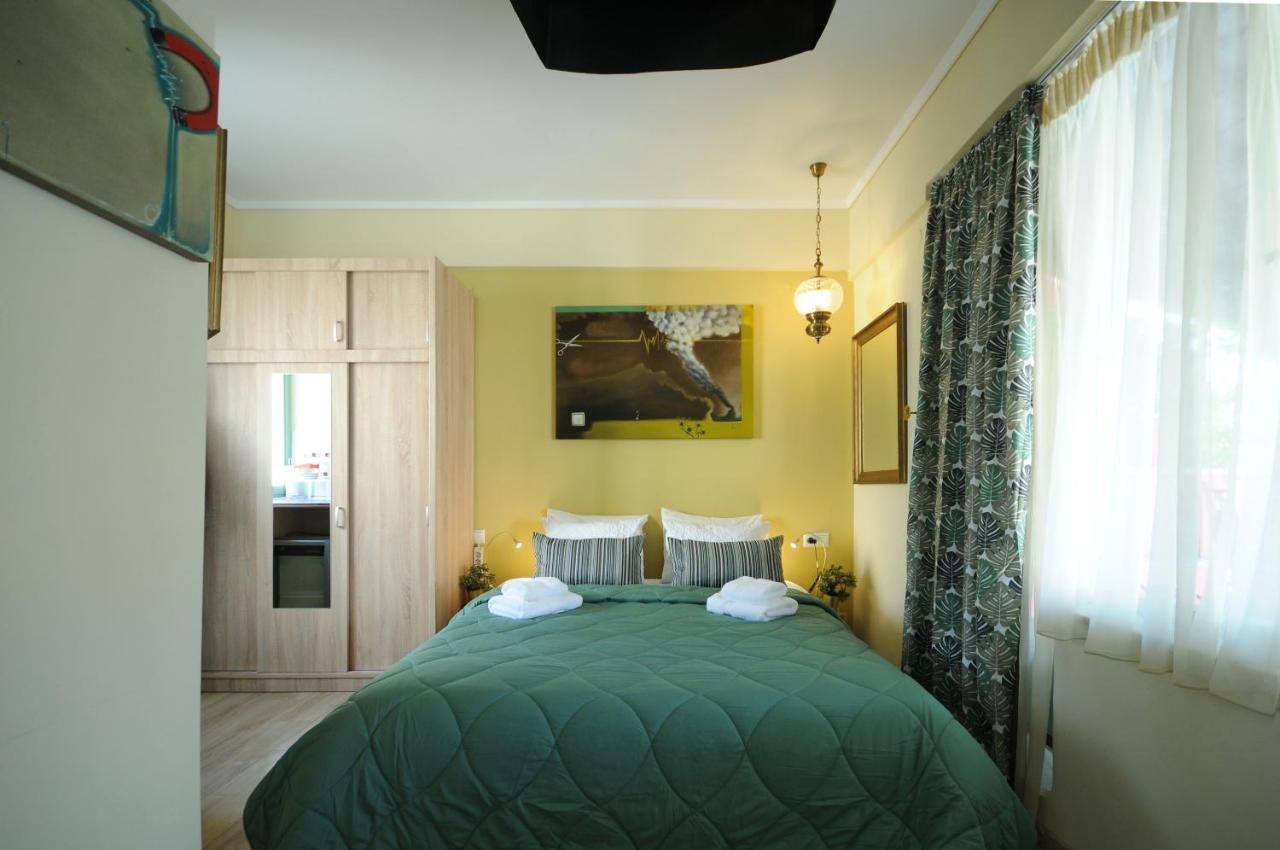 F & B Collection - Seaview Mini Penthouse 2