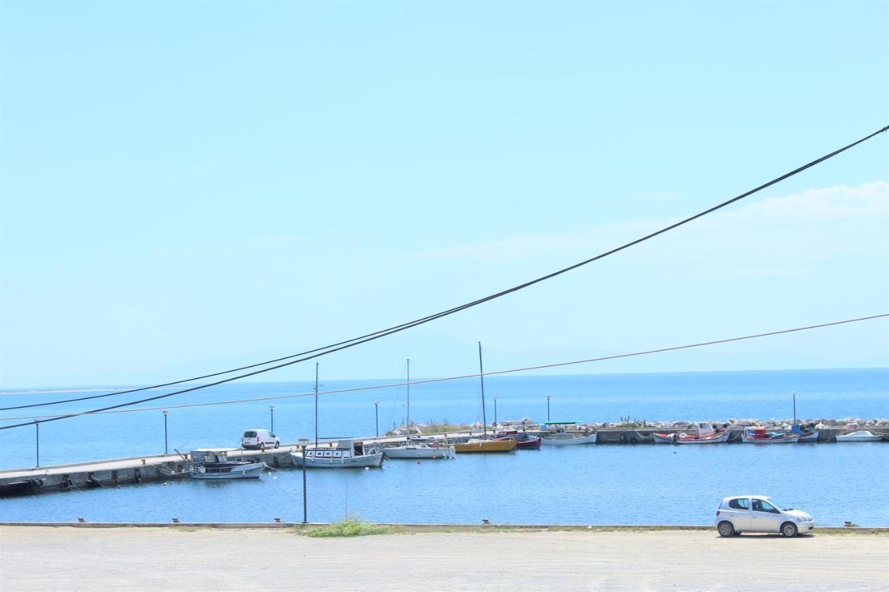 Davanti Al Mare