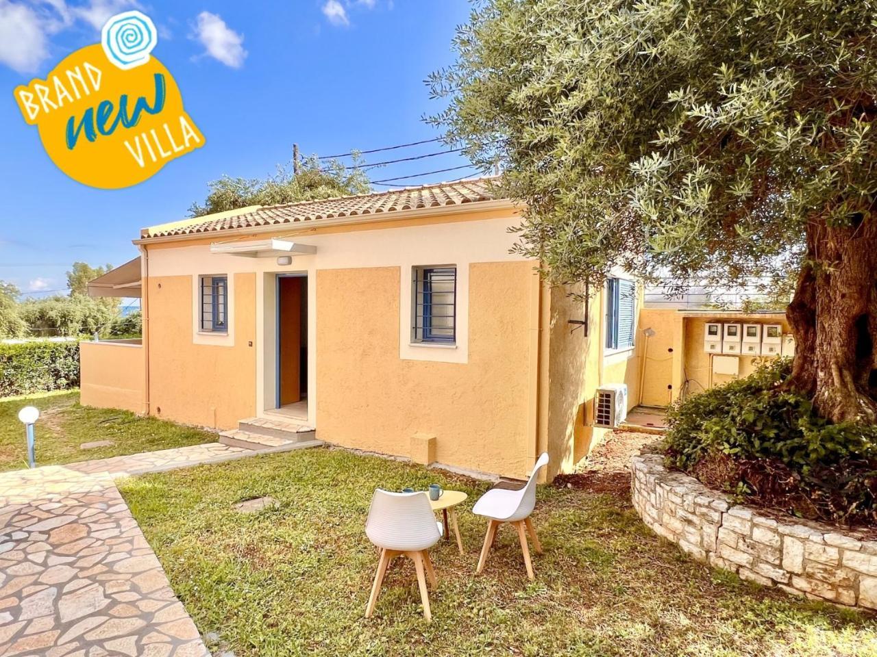 Barbati BLU & Verde Beach Houses with Pool by Dadovillas