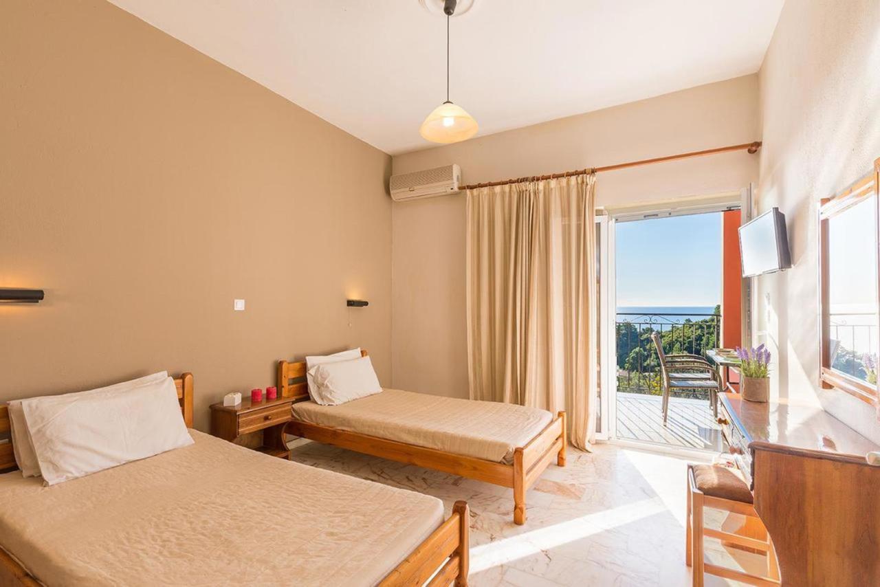 Apartments Perfect for a Family Escape - Pelekas Beach