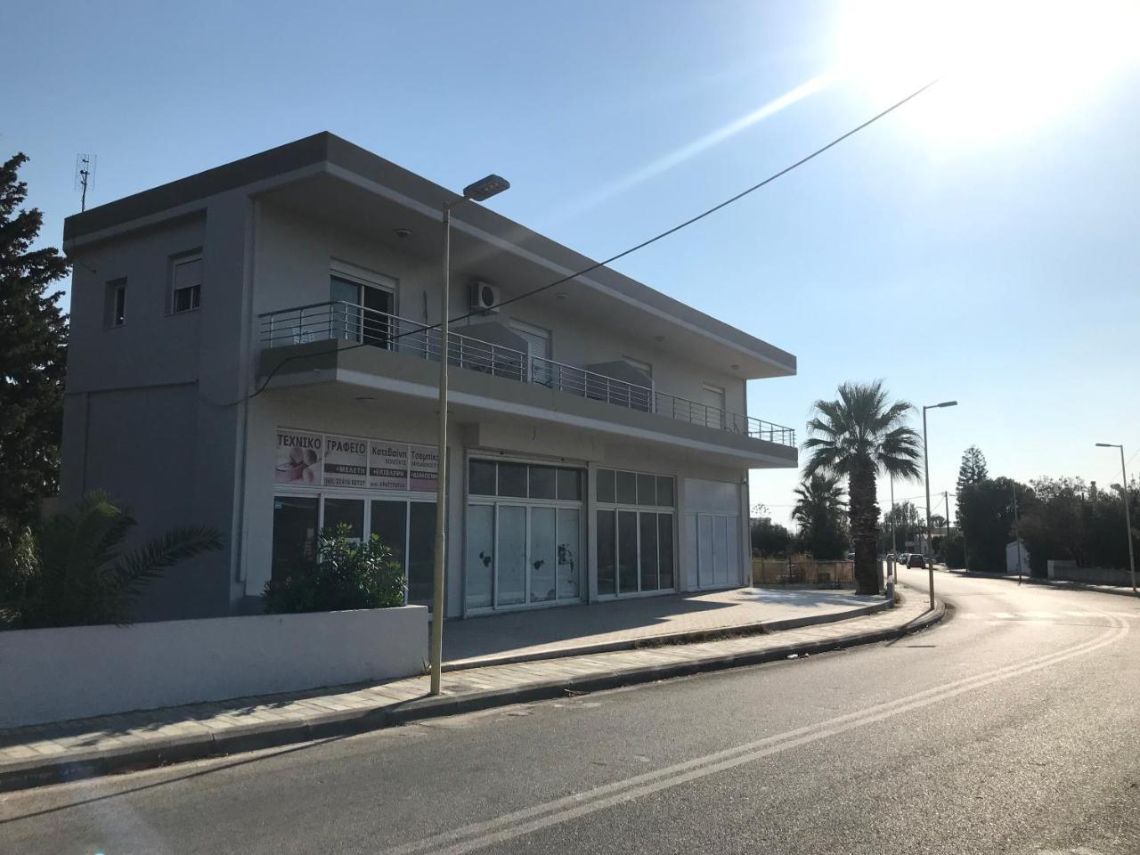 Orfanos Apartments 2