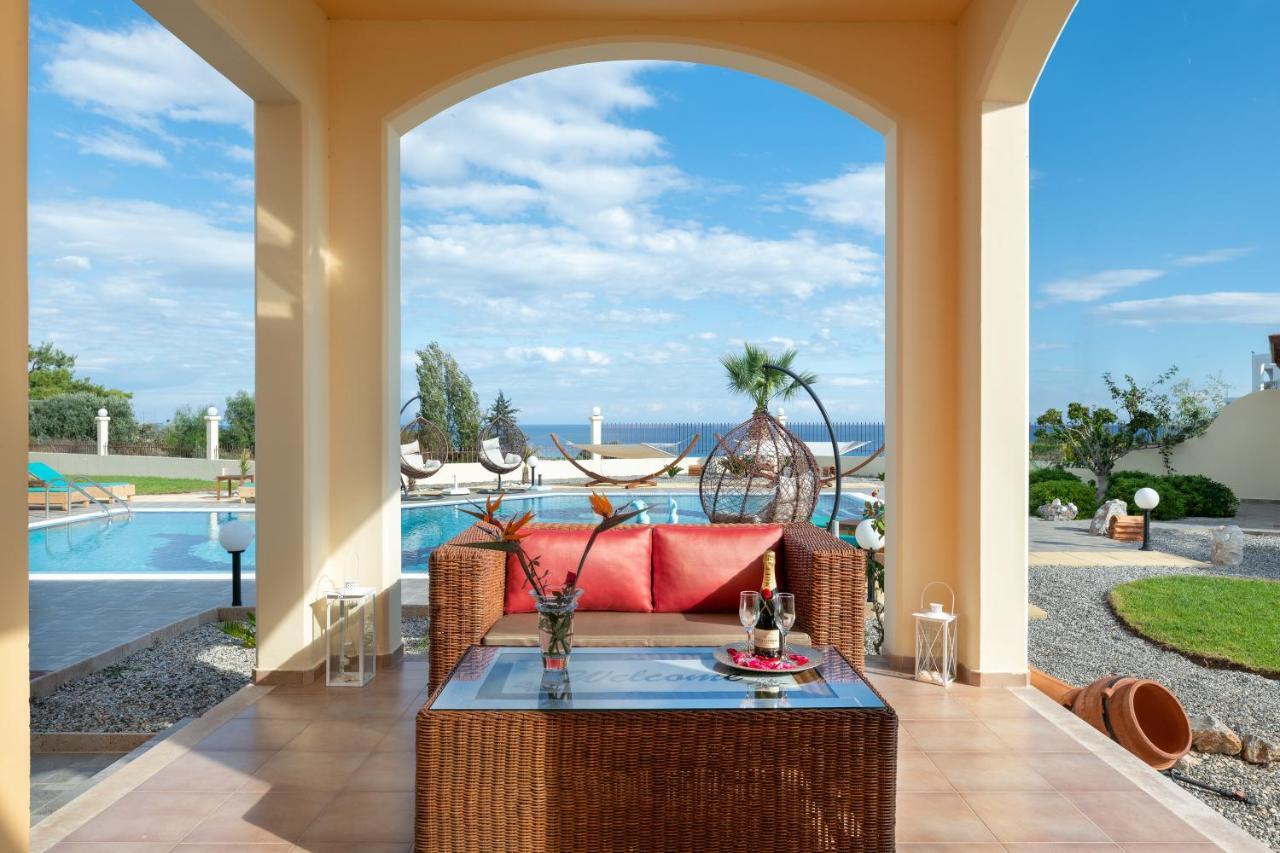 Villa Rose 2