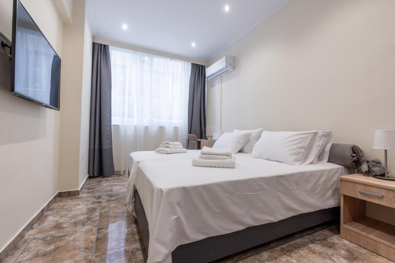 Luxury Harbour Studios (Adults Only)