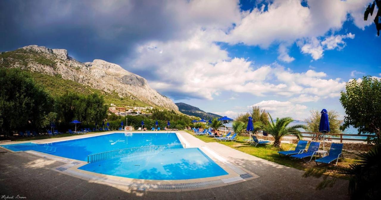 Dimeli Junior Apartment at the Beach