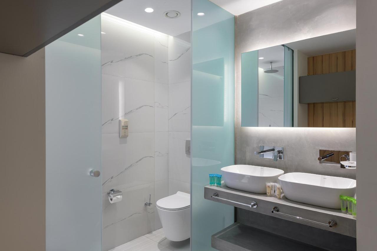 Avra Beach Resort Hotel & Bungalows 1