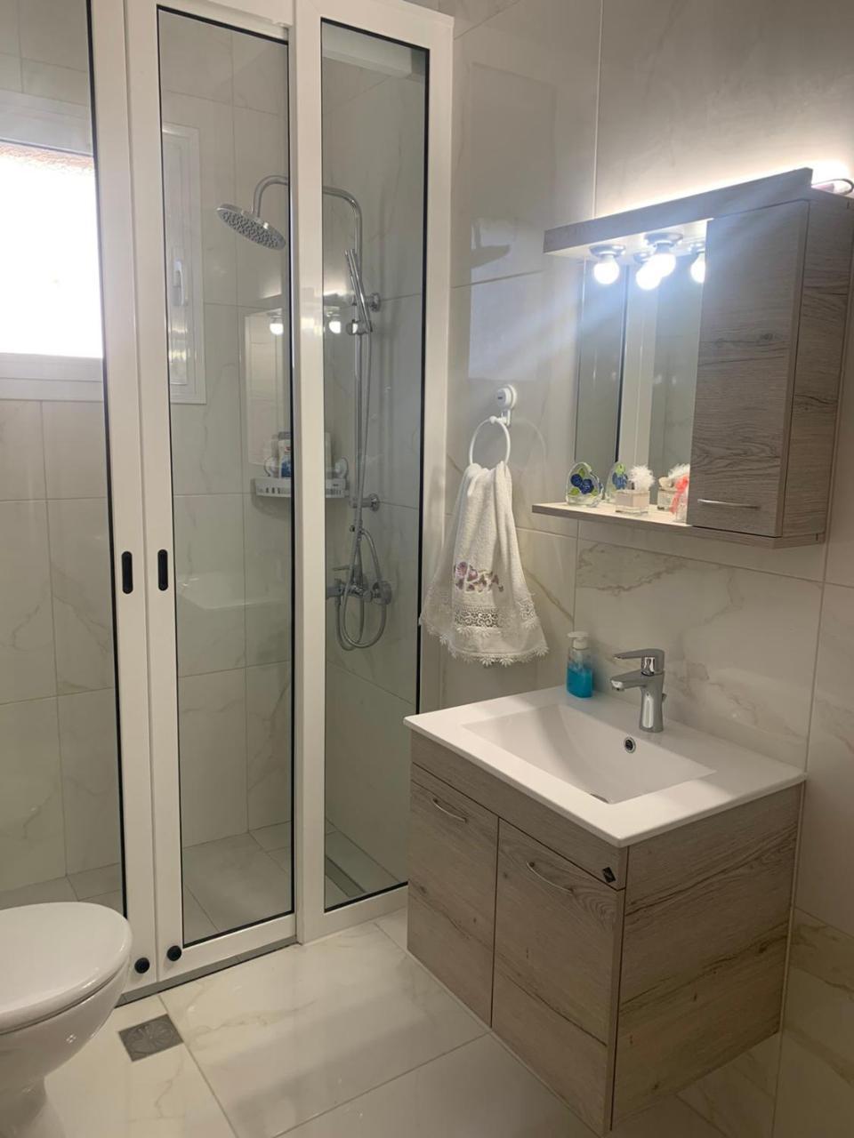 Kos Suite Home