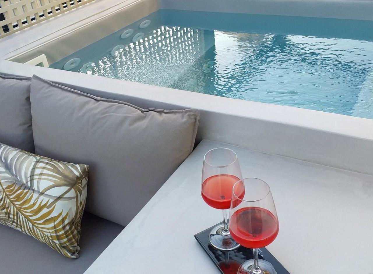 *** Boutique Syntagma Apartment W/ Plunge Pool ***