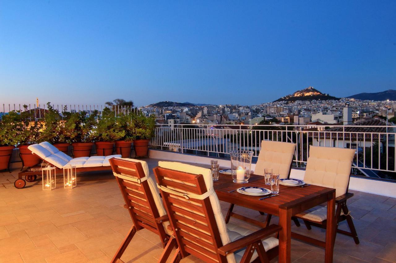 Stylish Studio Loft with Superb Balcony