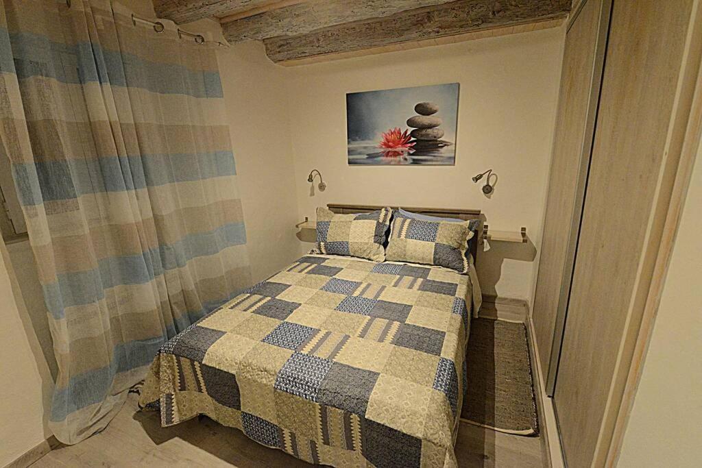 Cosy Little Modern-Rustic Apartment in Corfu Center.
