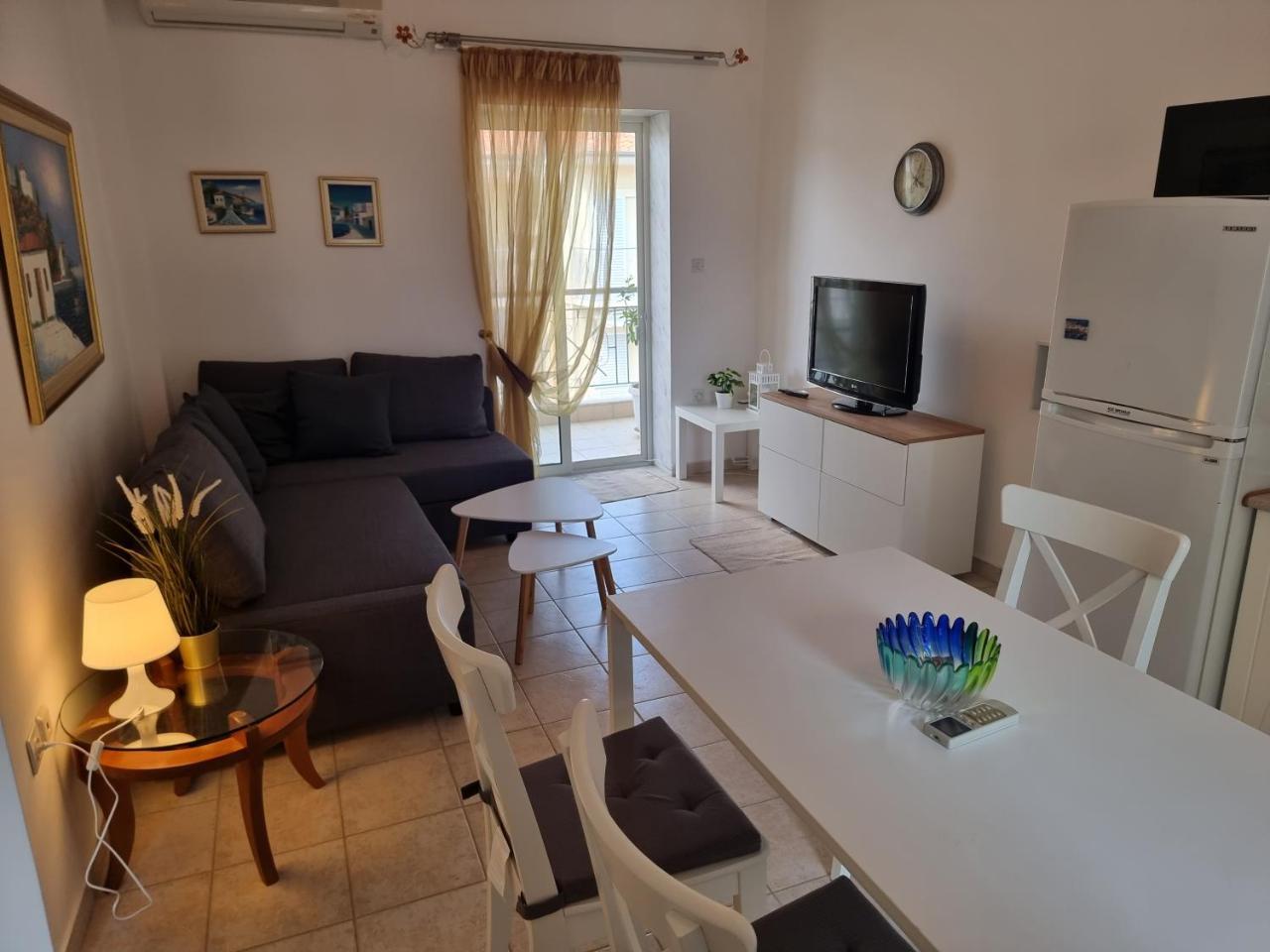 Lucas3 Lux Flogita Apartment