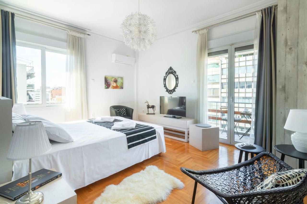 Zeus by Heloni Apartments