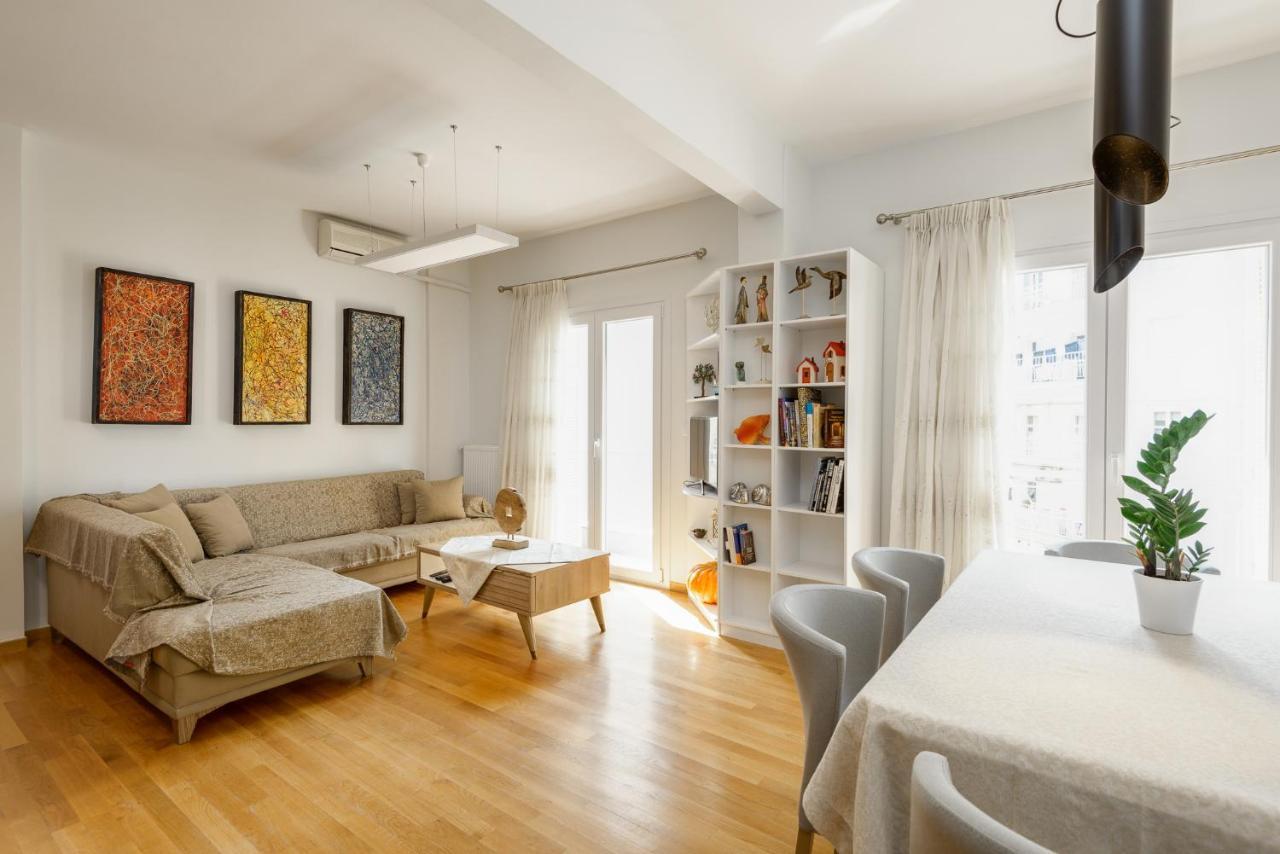 Brand-New Modern Flat in Heart of City 2
