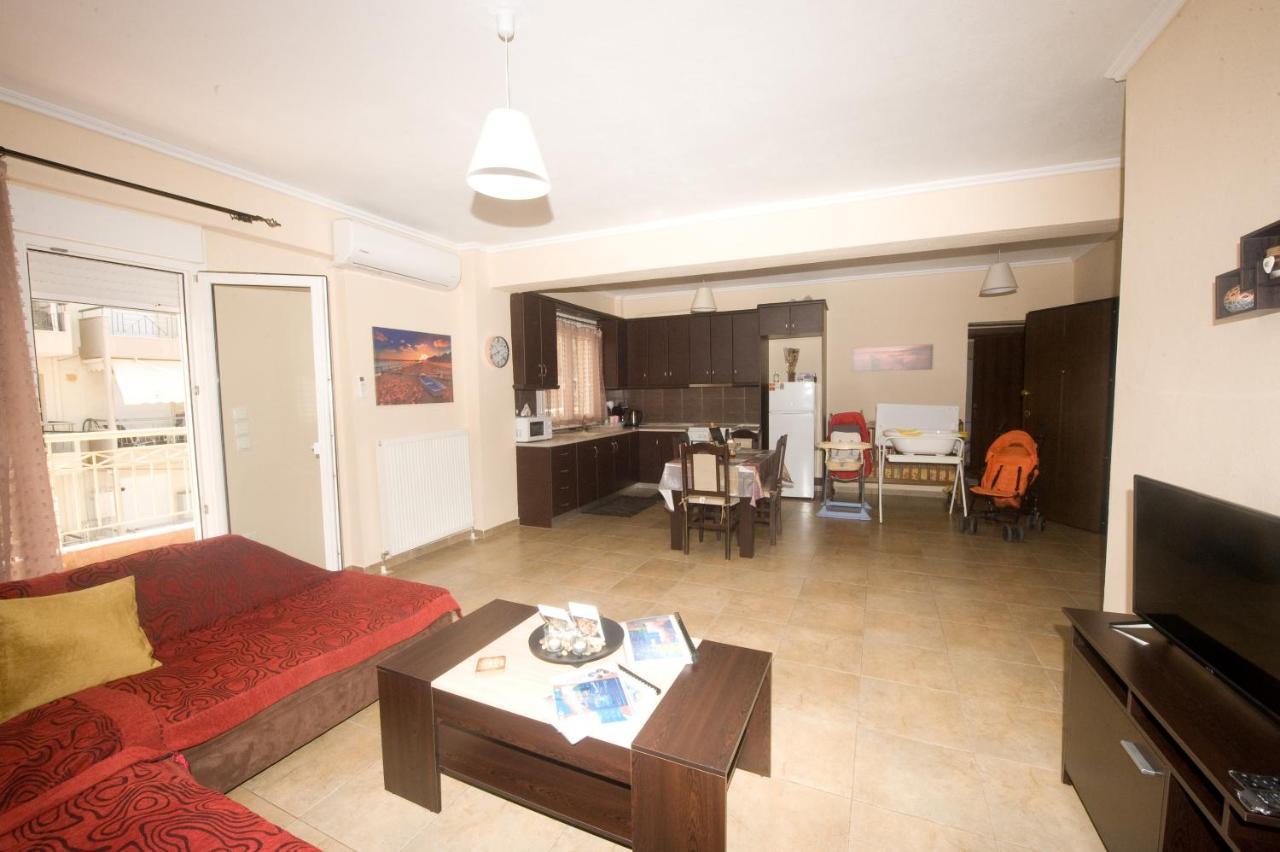 Annas & Konstantinos Home