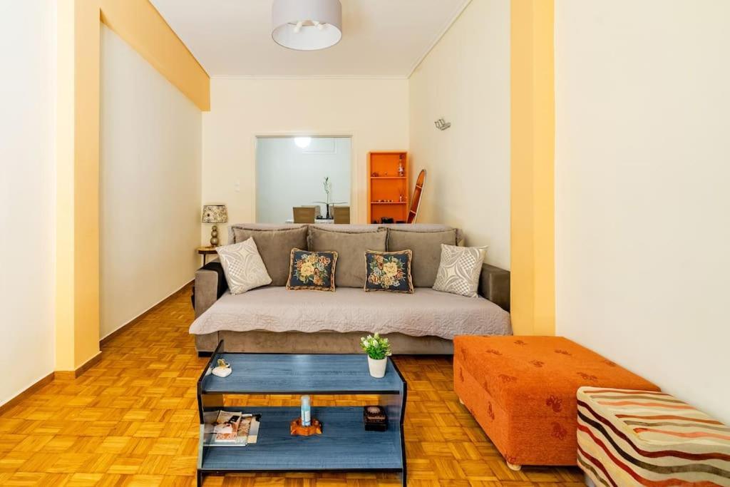 Bright,Comfort House in the Heart of Athens