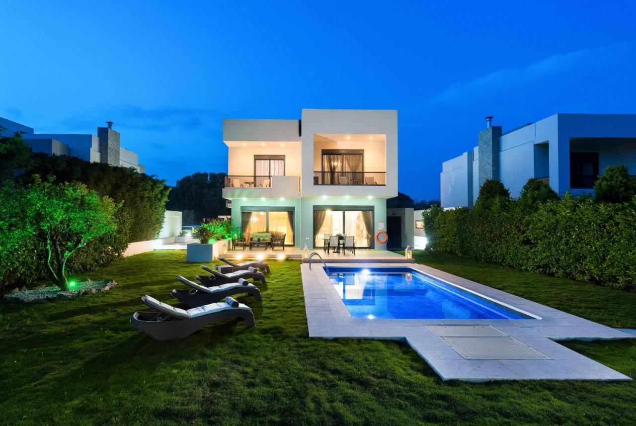 Villa Elena 1