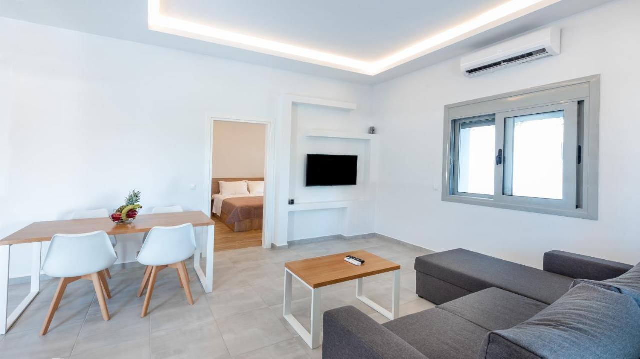 Dias Luxury Homes 1