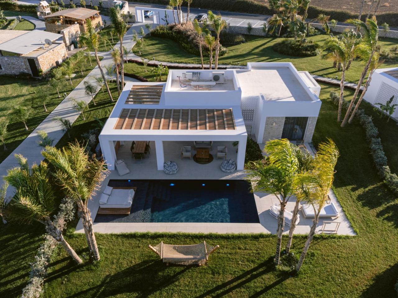 Taf Beach Villas