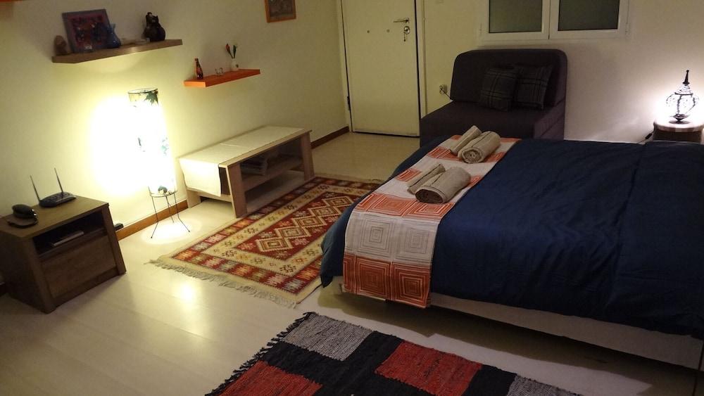 Apartment at Lykavitos 1 Bed 2 Pers