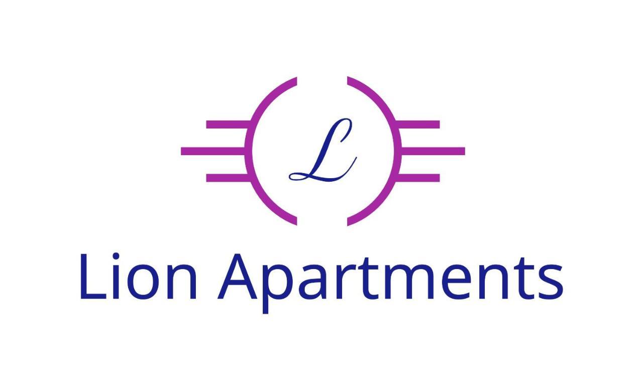 Lion Apartment Sunset 2