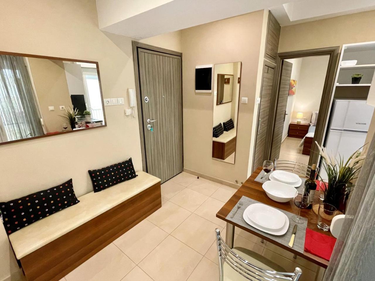 Elegant, Modern & Quiet Flat, Top Central Location 1