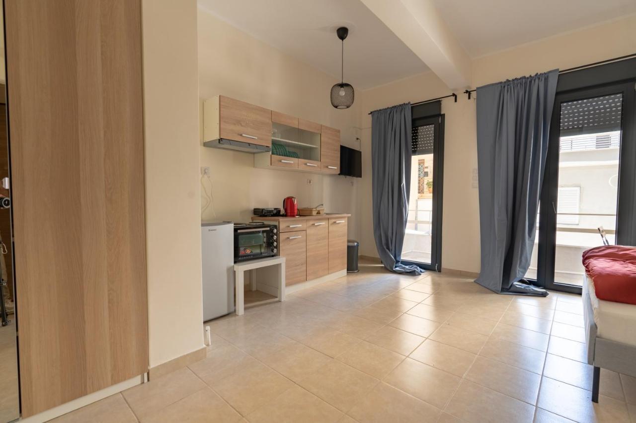 Ag. Ioannis Metro Station Studio 1 Bed 2 Pers (Adults Only)