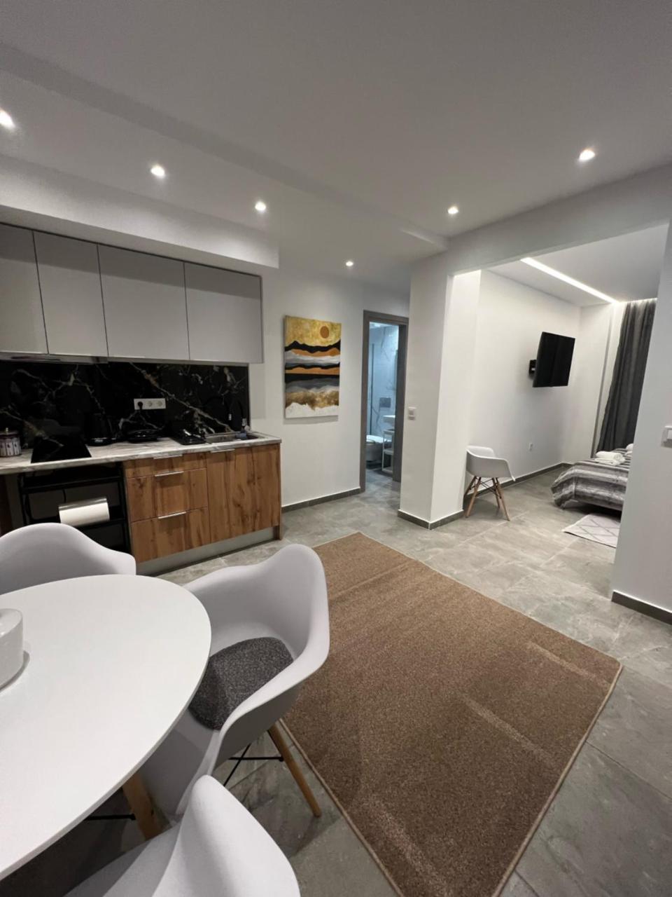 Studio Mv in the Center of Athens - Secured Area