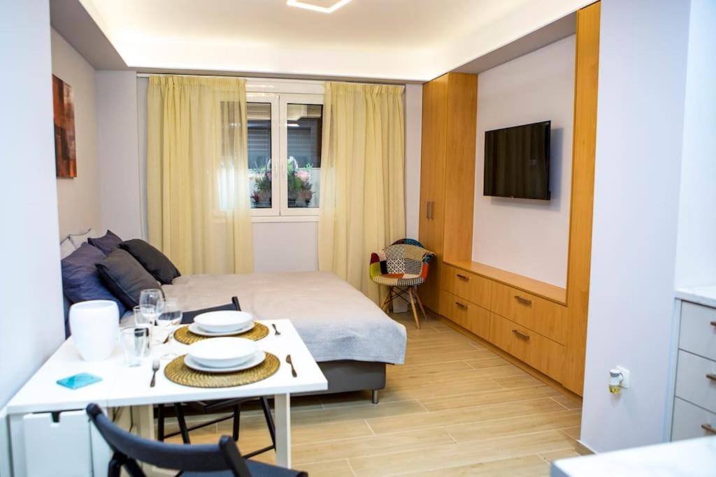 Studio Apartment with All Amenities in Kolonaki