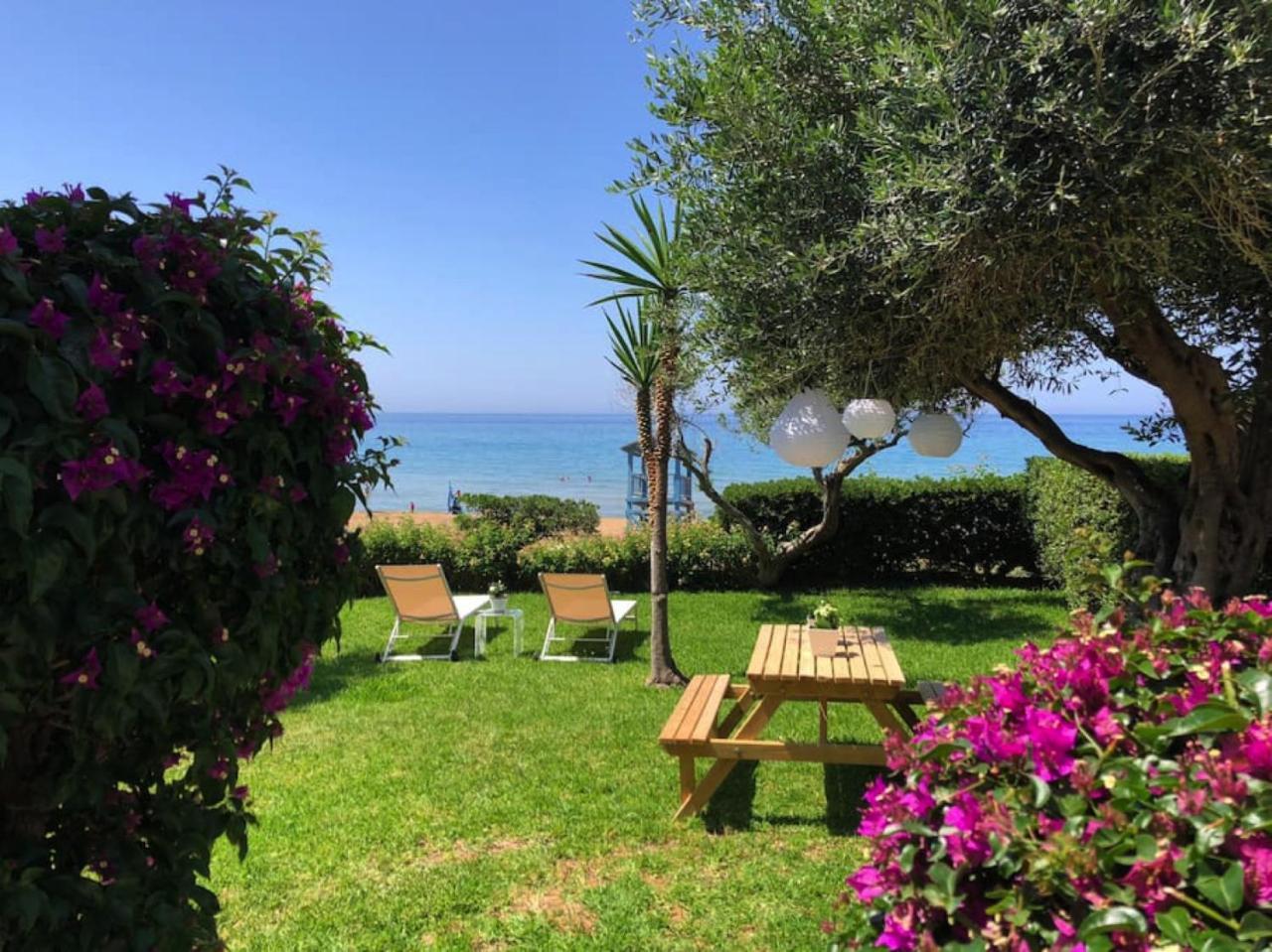 Aqua Seafront Glyfada Corfu Beach House with Garden 2