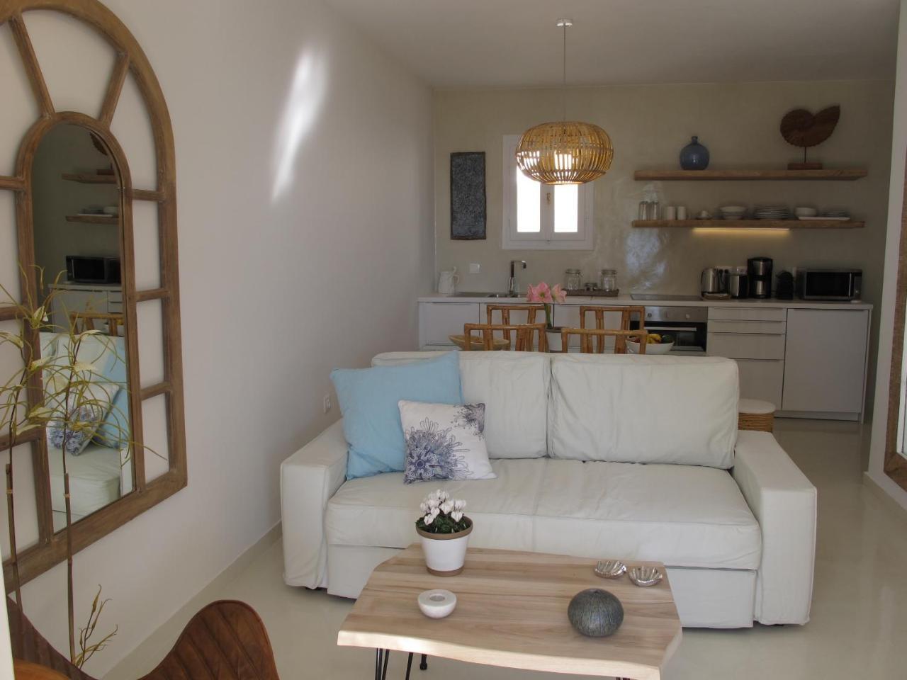 Aqua Seafront Glyfada Corfu Beach House with Garden