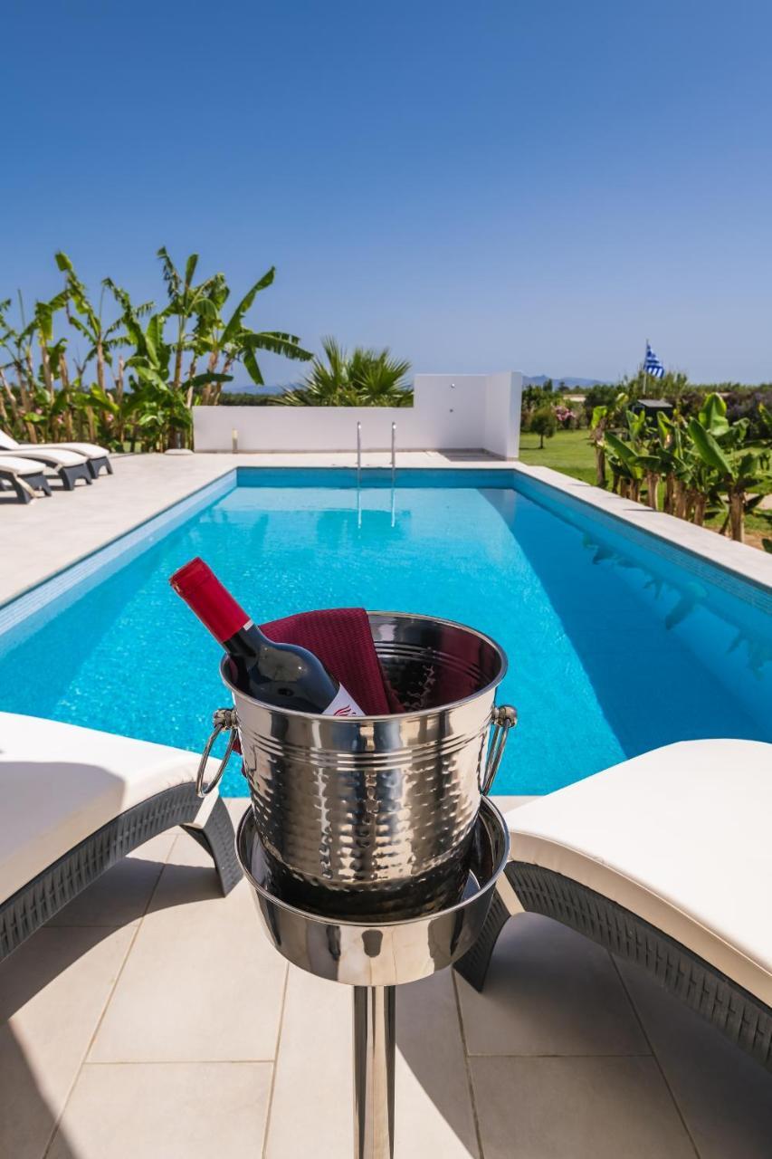 Asteria Pearl Villa 1 New Jacuzzi