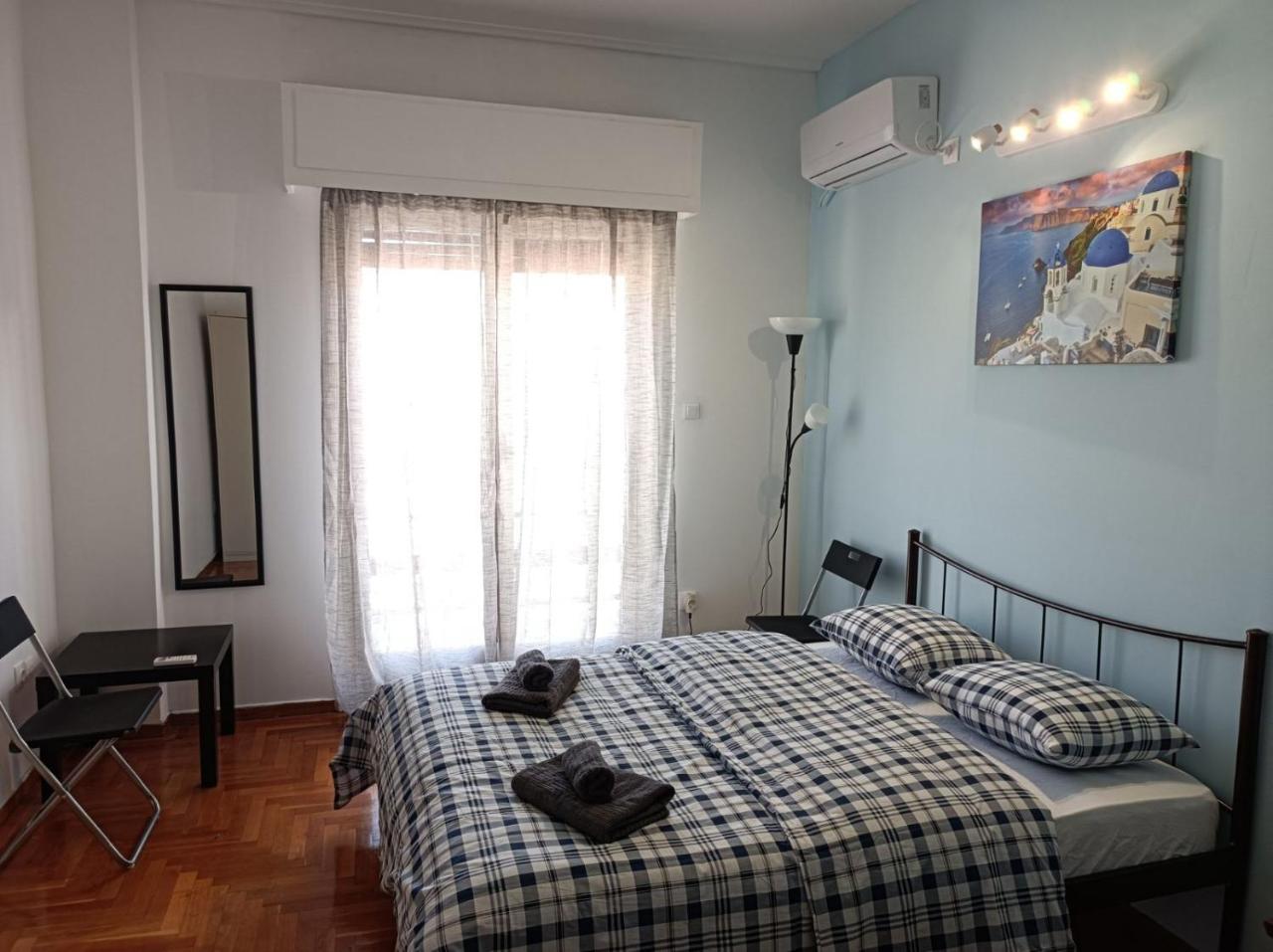 Rooms in the Apartment (Leontiou)