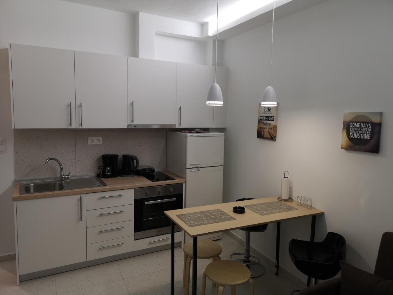 Dimitris House 7 2
