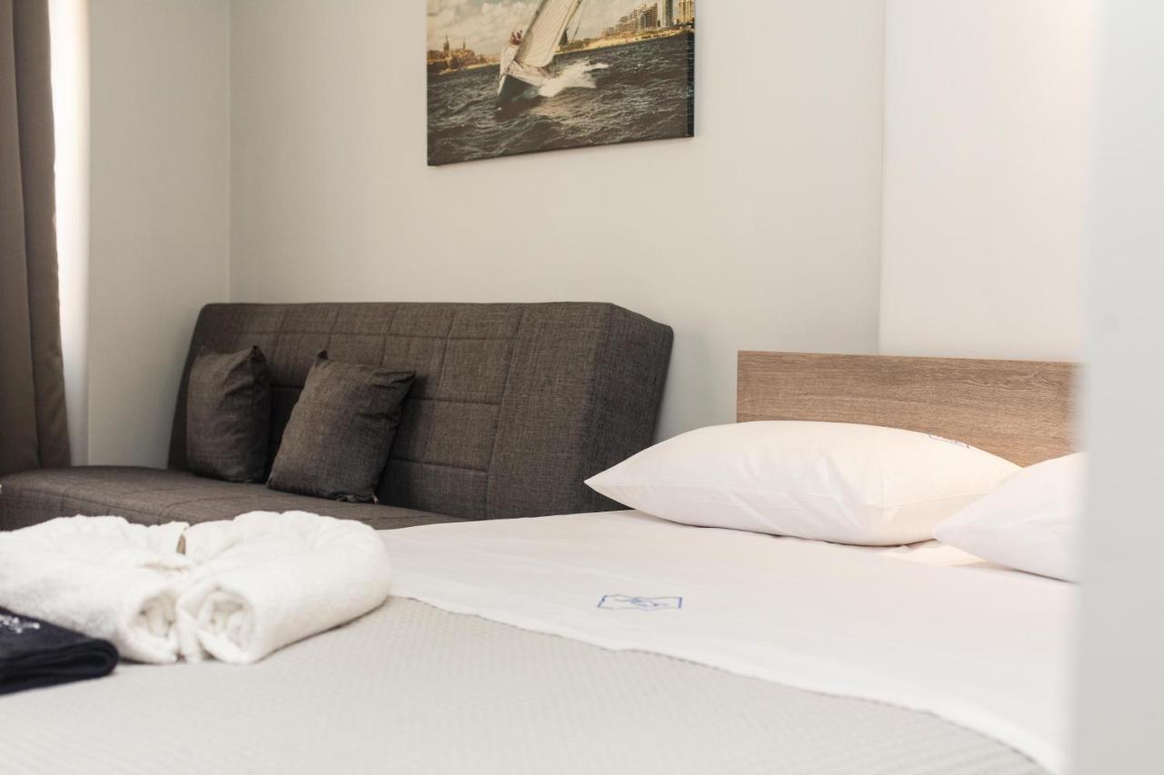 John Central Suites 2