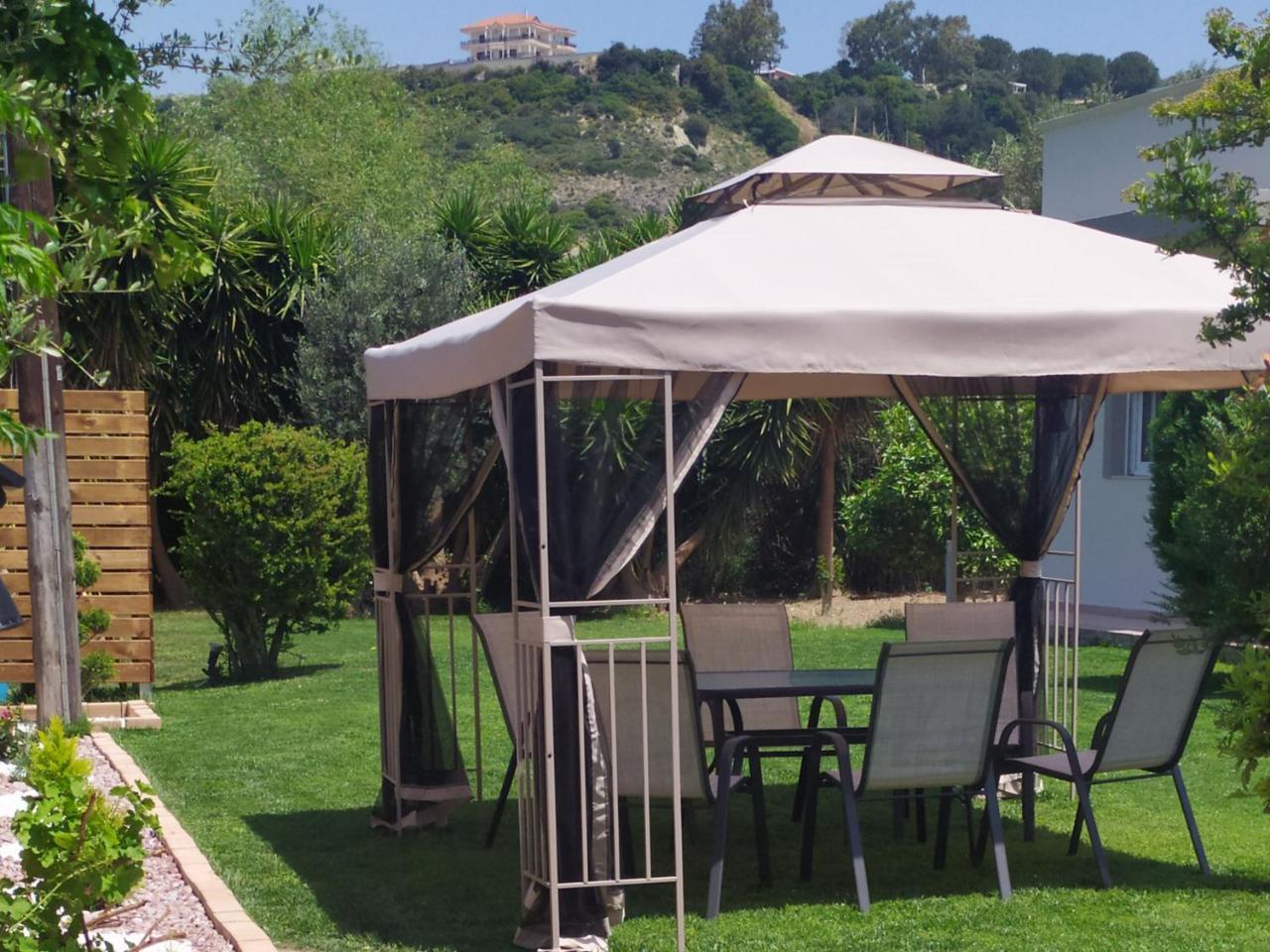 Heliopetra Villa 2