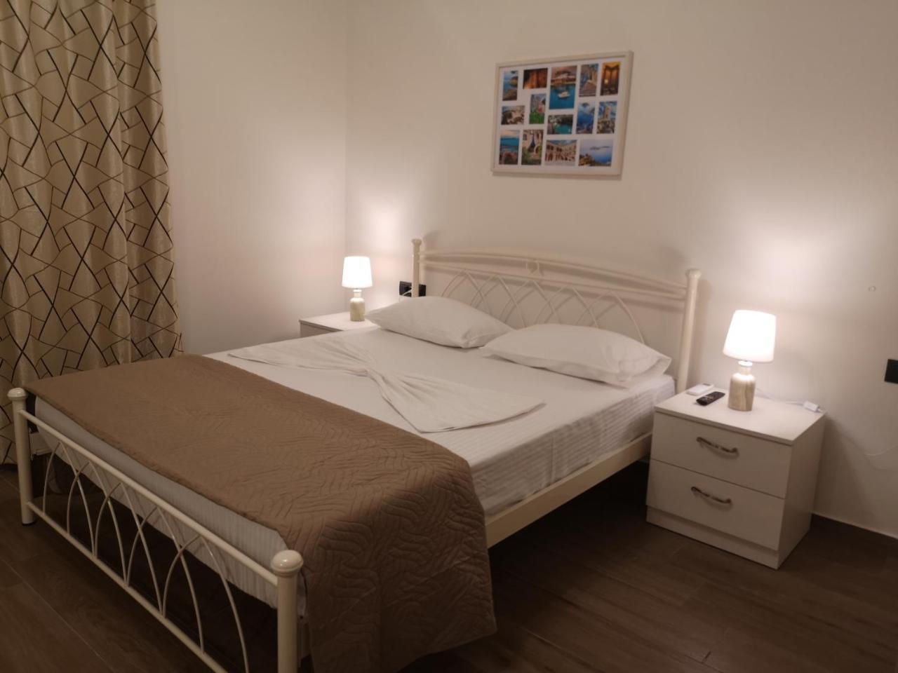 Sunny Holidays Apartment 1