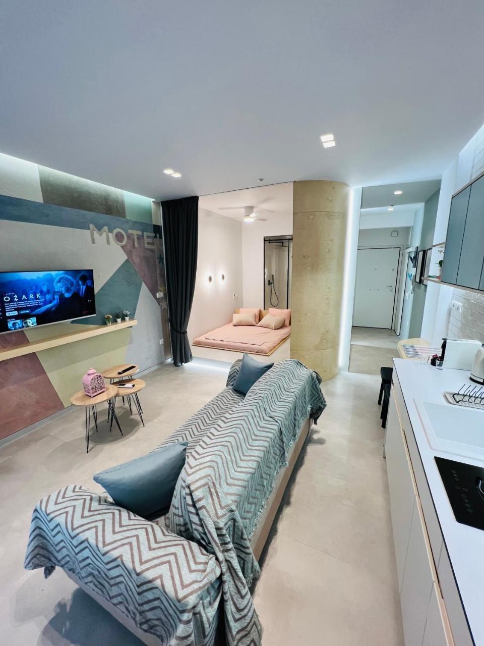 Bright And Modern Studio Thessaloniki Downtown