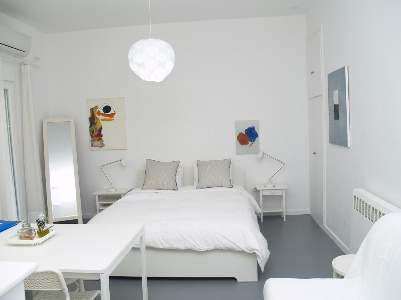 Newly Renovated Apt in Kolonaki