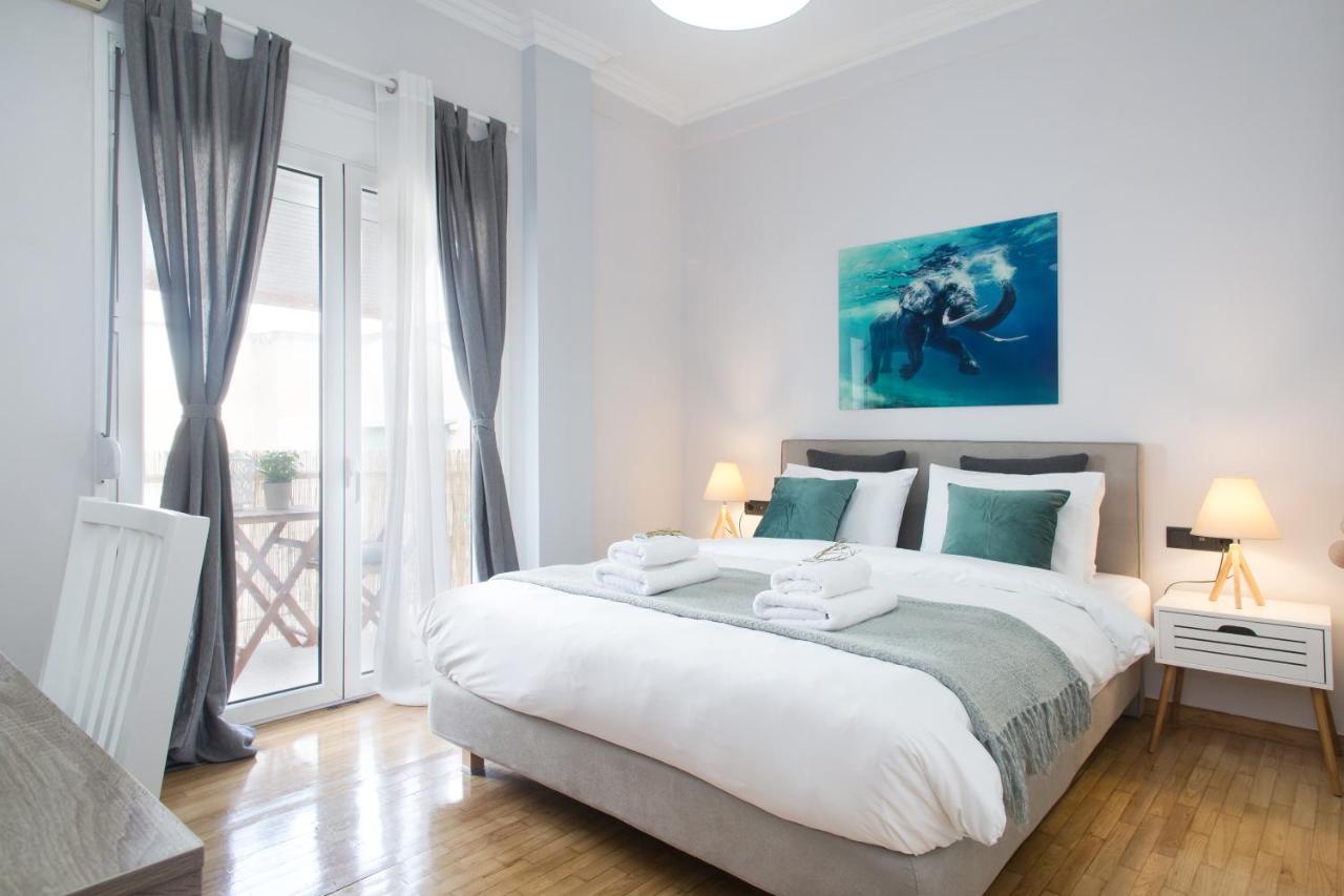Romantic Love-Nest Studio Near Acropolis & Metro