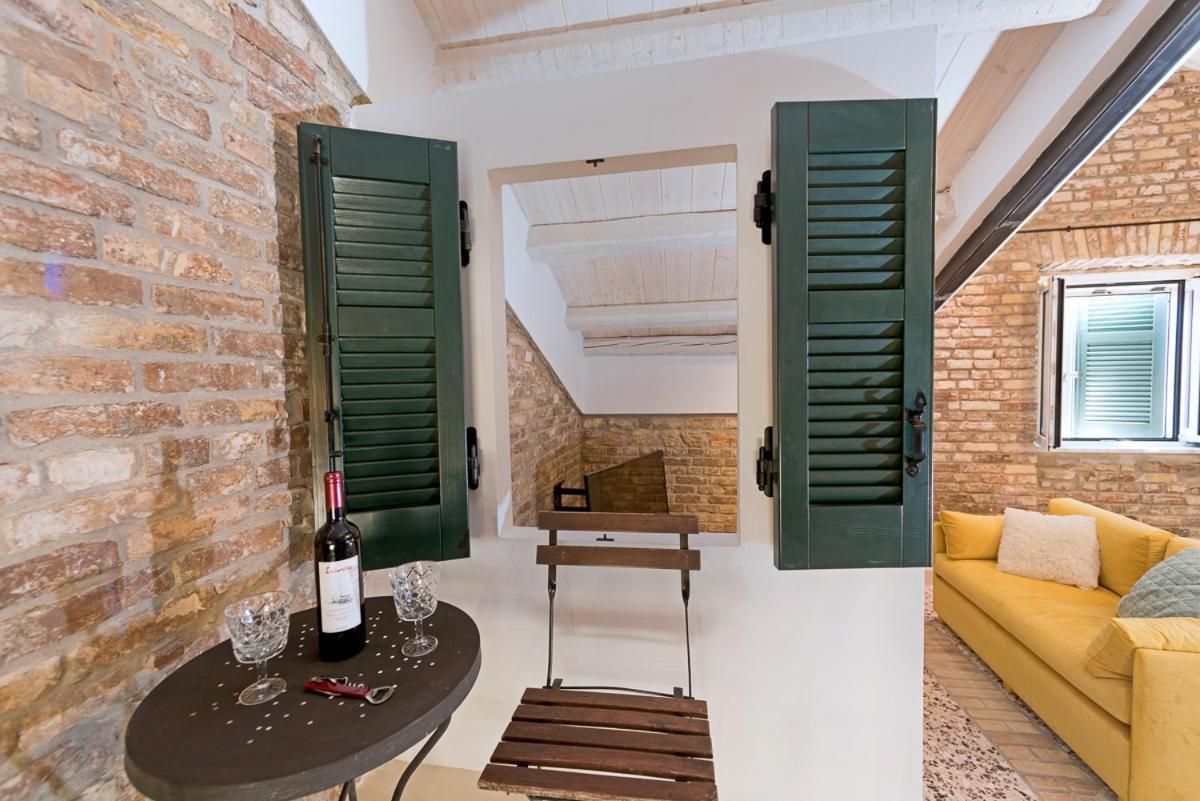 Agion Apostolon Loft! (Adults Only)