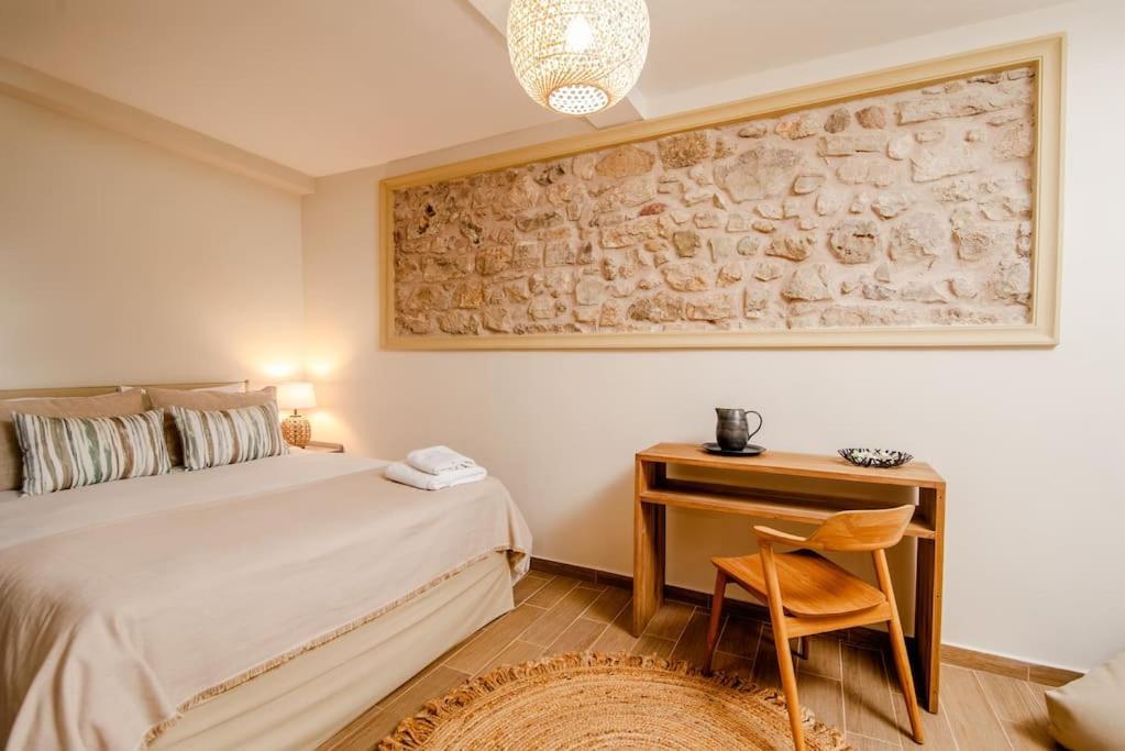 Studio Costele Luxurious Apt in the Heart of Corfu