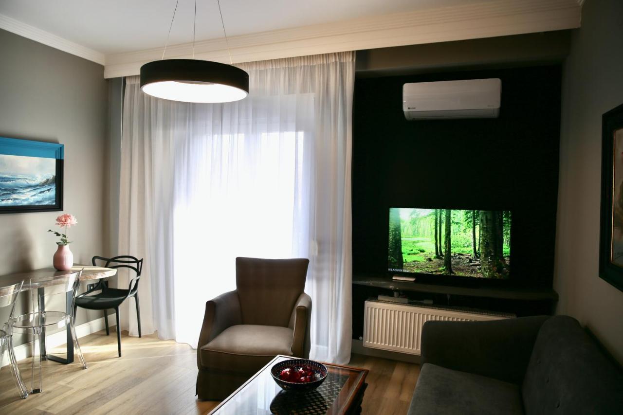 Urban Living 3 1