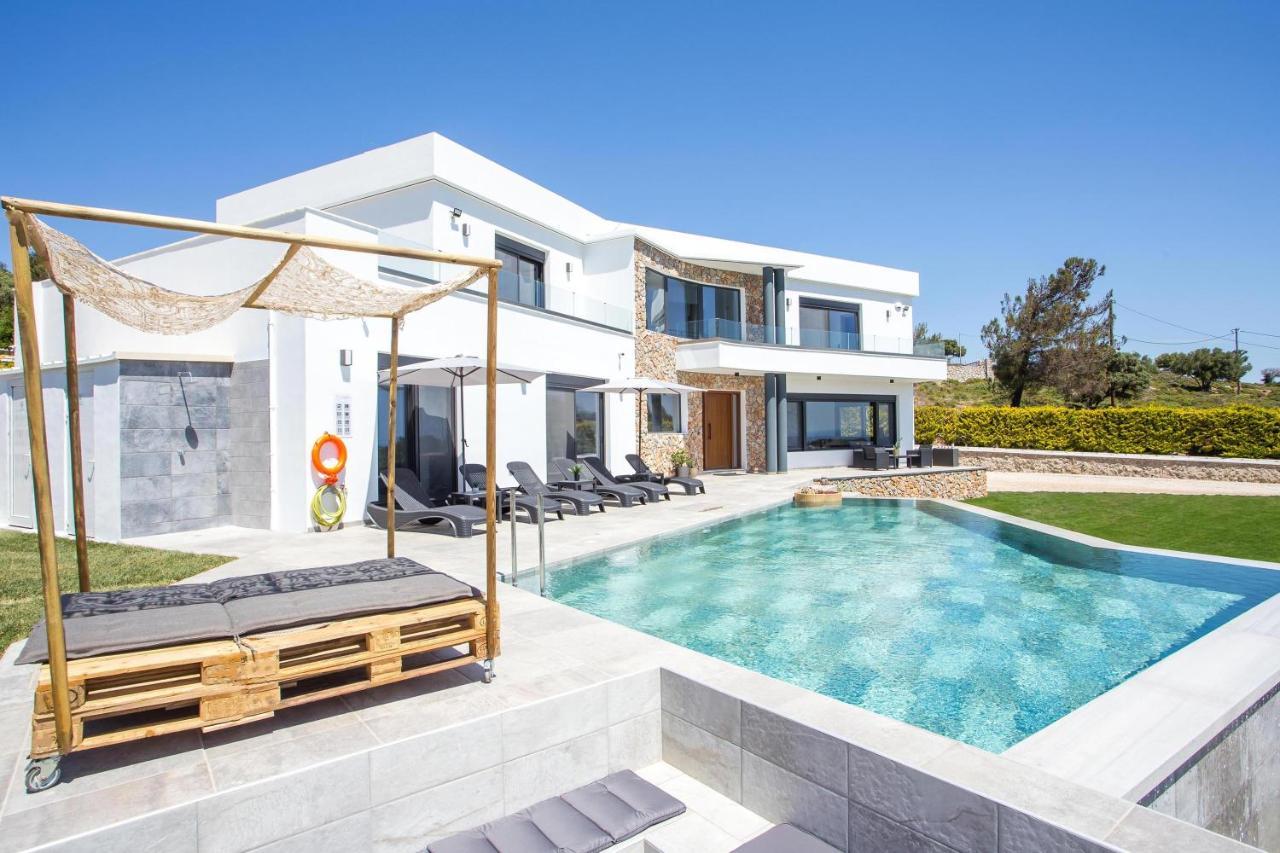 Villa Indira 2