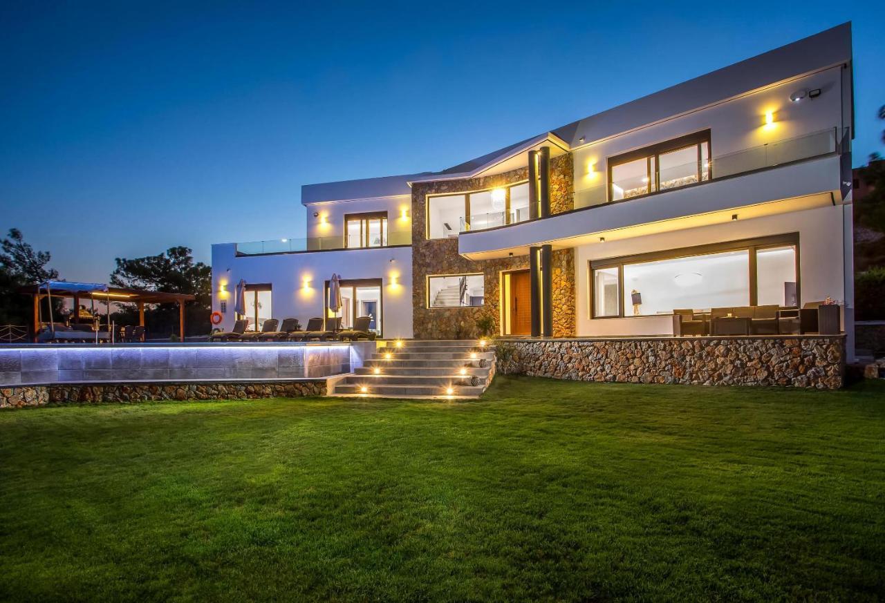 Villa Indira